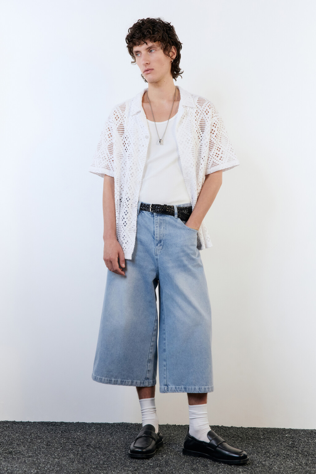 Шорты-бермуды джинсовые со средней посадкой - цвет голубой - 4