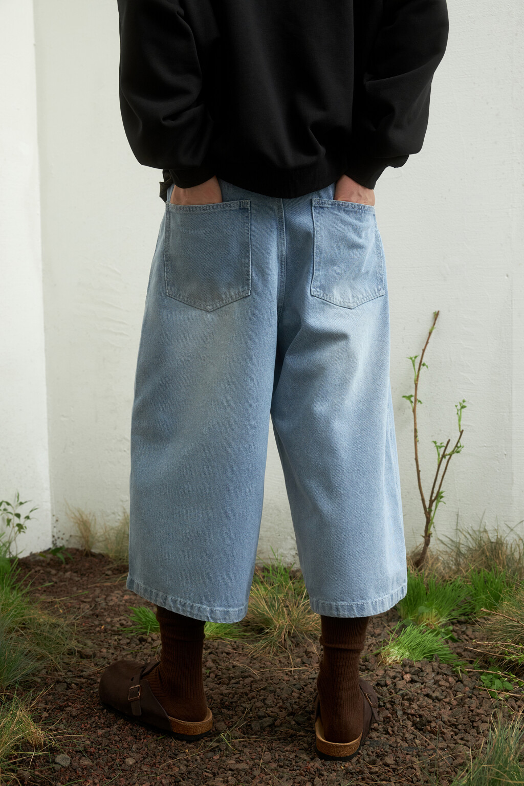 Шорты-бермуды джинсовые со средней посадкой - цвет голубой - 8