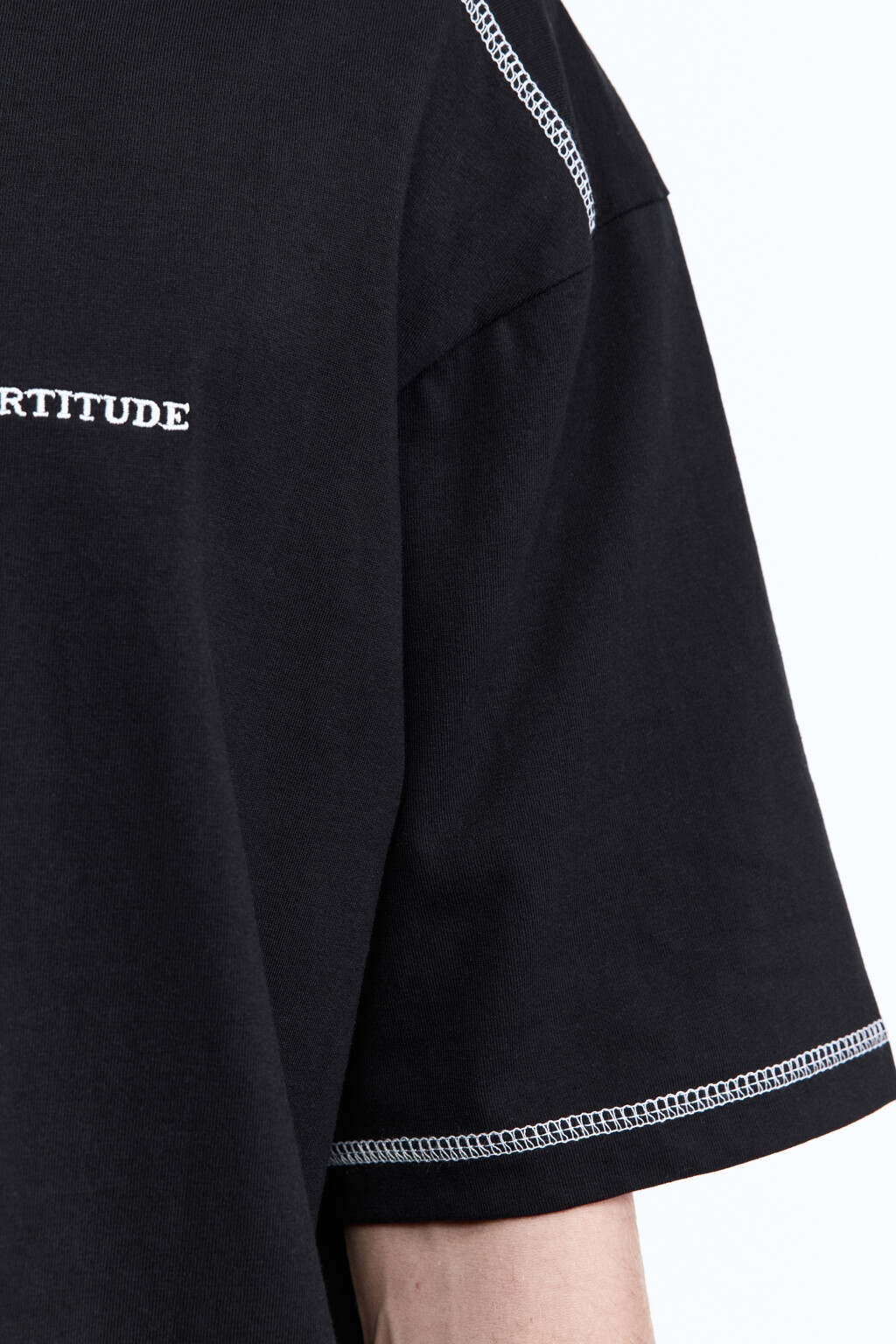 Футболка хлопковая с принтом-надписью - цвет черный - 7