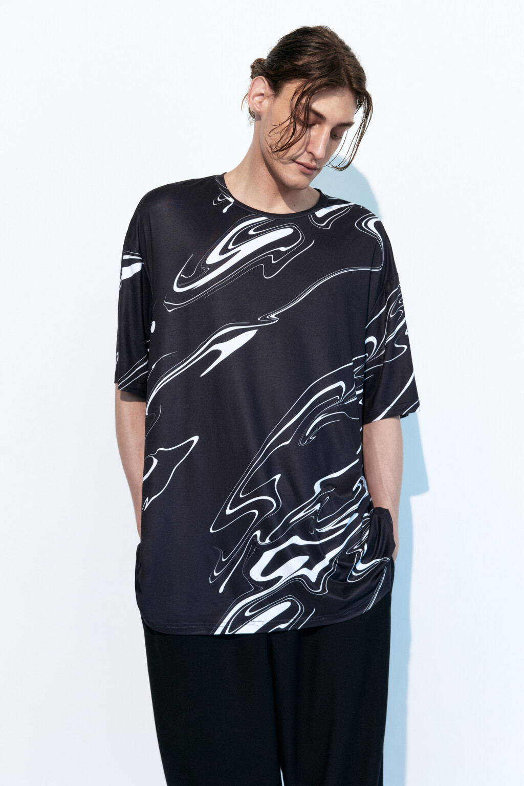 Футболка oversize спортивная с принтом - цвет черный - 1