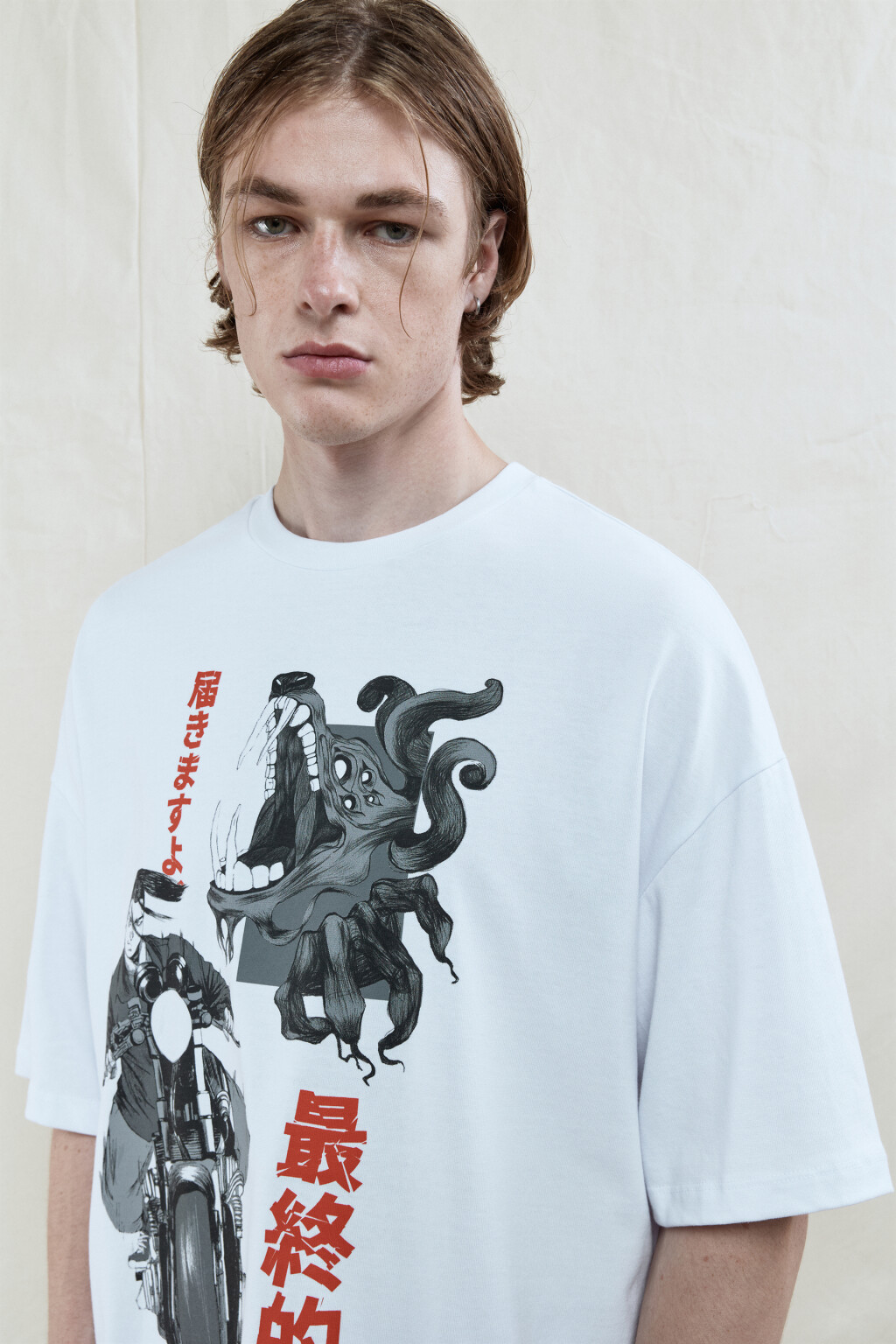 Футболка oversize с принтом в стиле аниме - цвет белый - 2