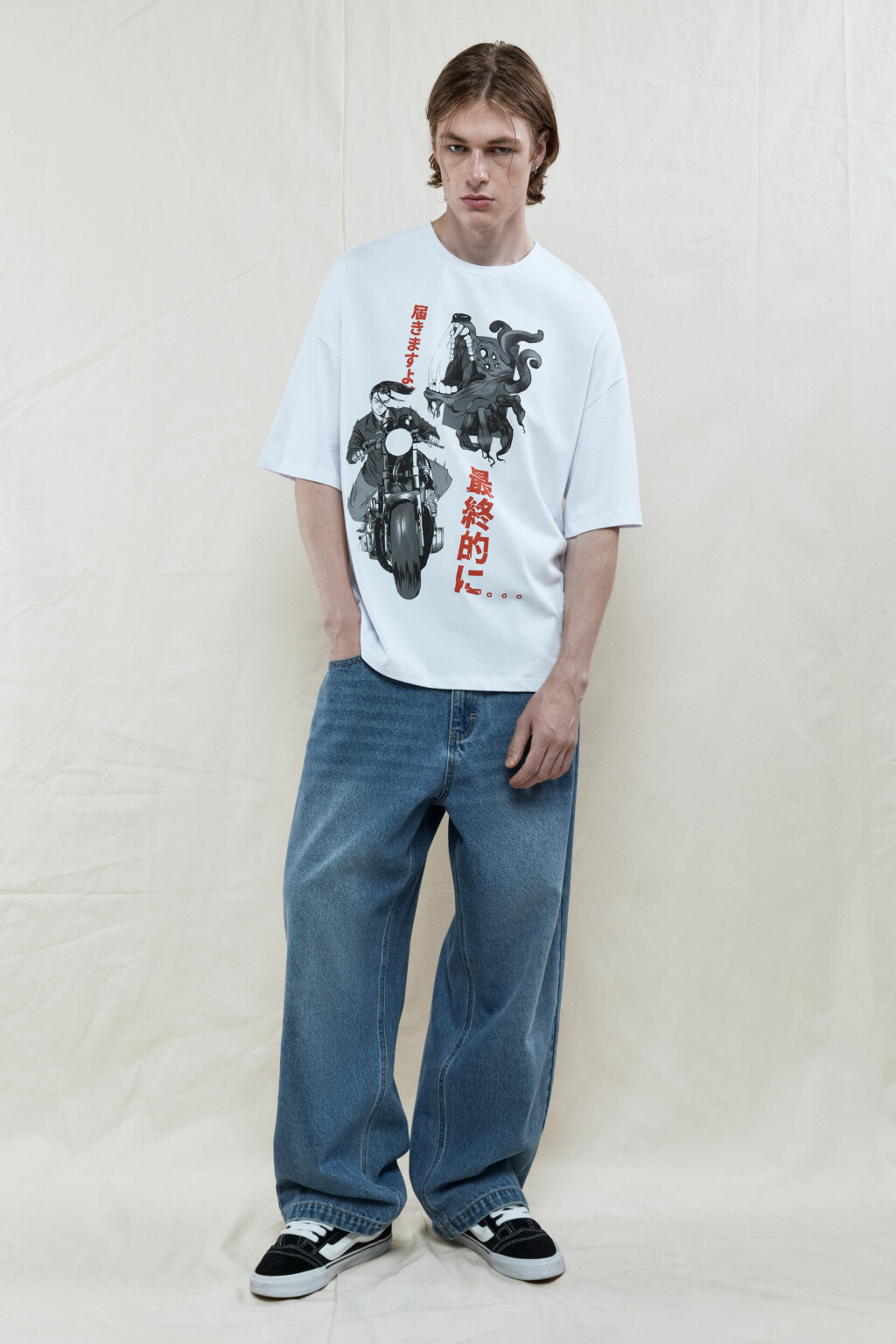 Футболка oversize с принтом в стиле аниме - цвет белый - 6