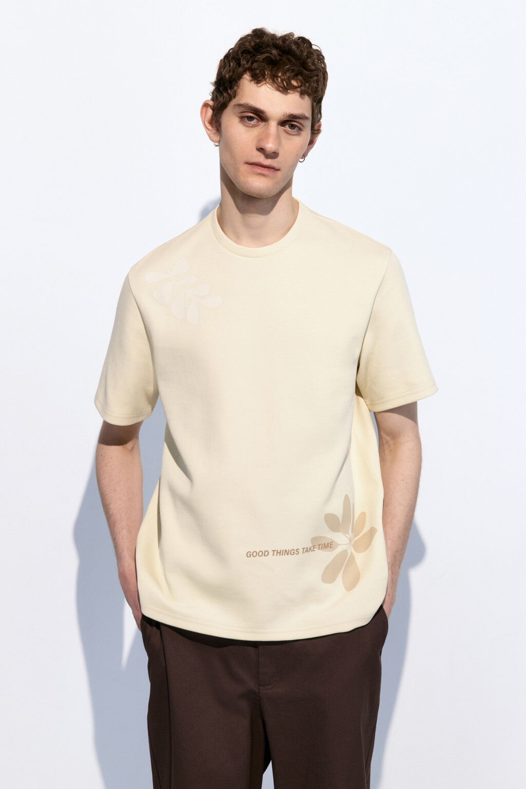 Футболка прямая с принтом и надписью - цвет бежевый - 2