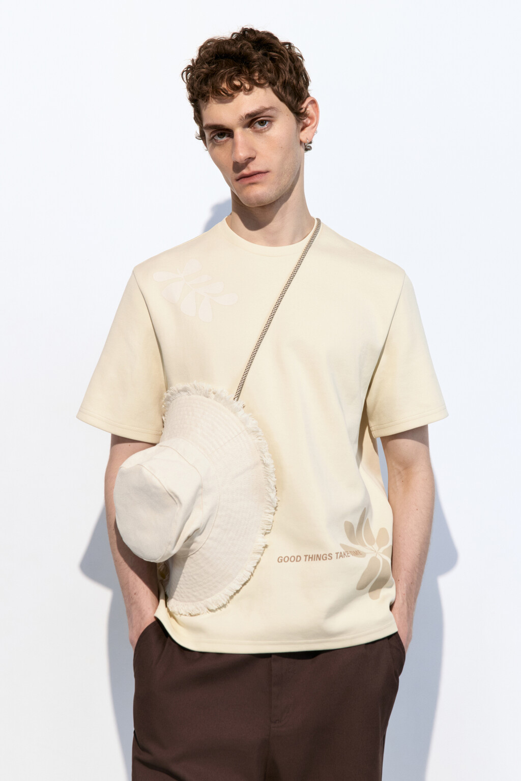 Футболка прямая с принтом и надписью - цвет бежевый - 1