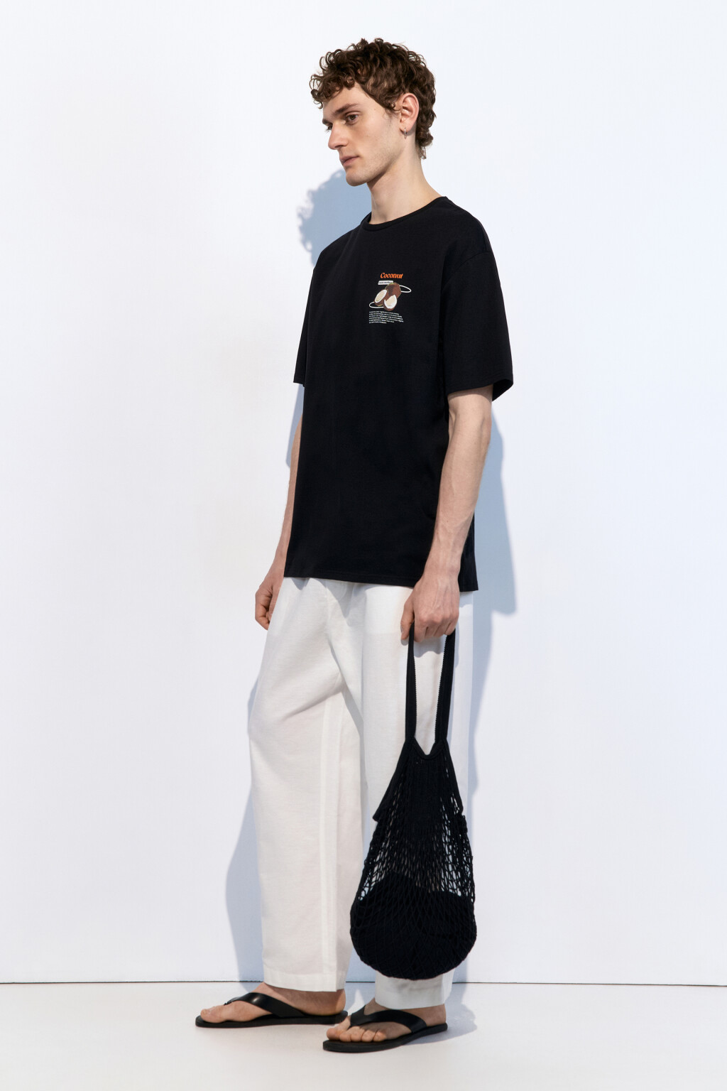 Футболка прямая с фруктовым принтом - цвет черный - 2