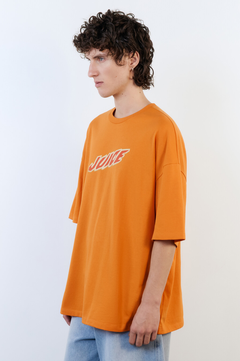 Футболка хлопковая с принтом в стиле нулевых - цвет оранжевый - 3