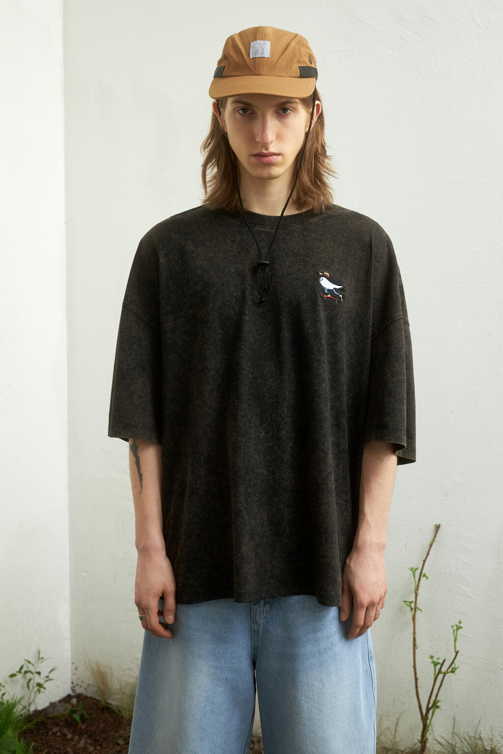 Футболка oversize с вареным эффектом и принтом - цвет черный - 8