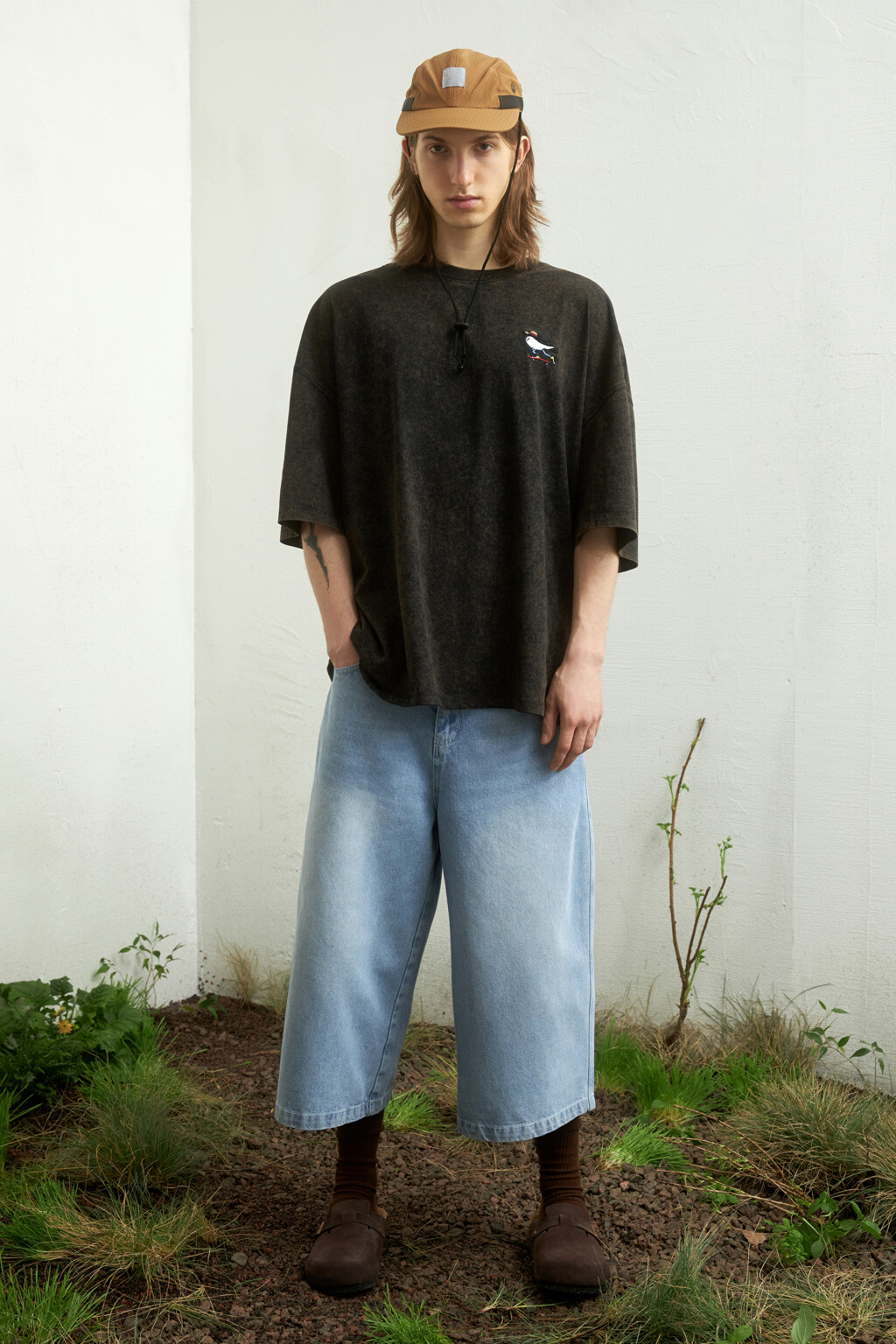 Футболка oversize с вареным эффектом и принтом - цвет черный - 9