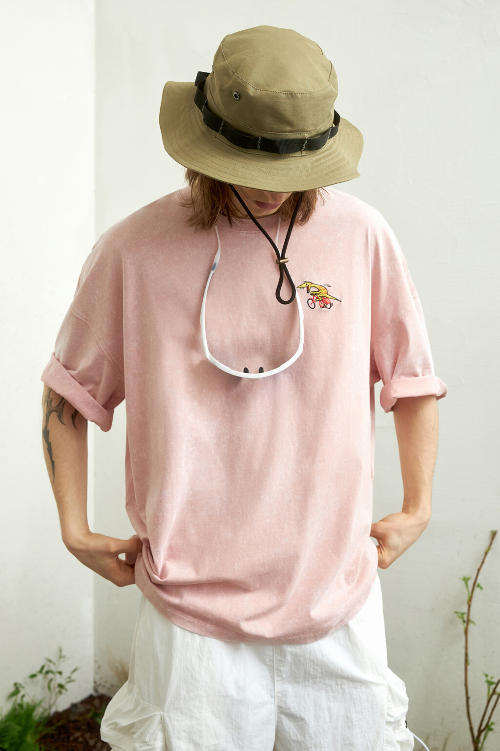 Футболка oversize с вареным эффектом и принтом - цвет розовый - 9