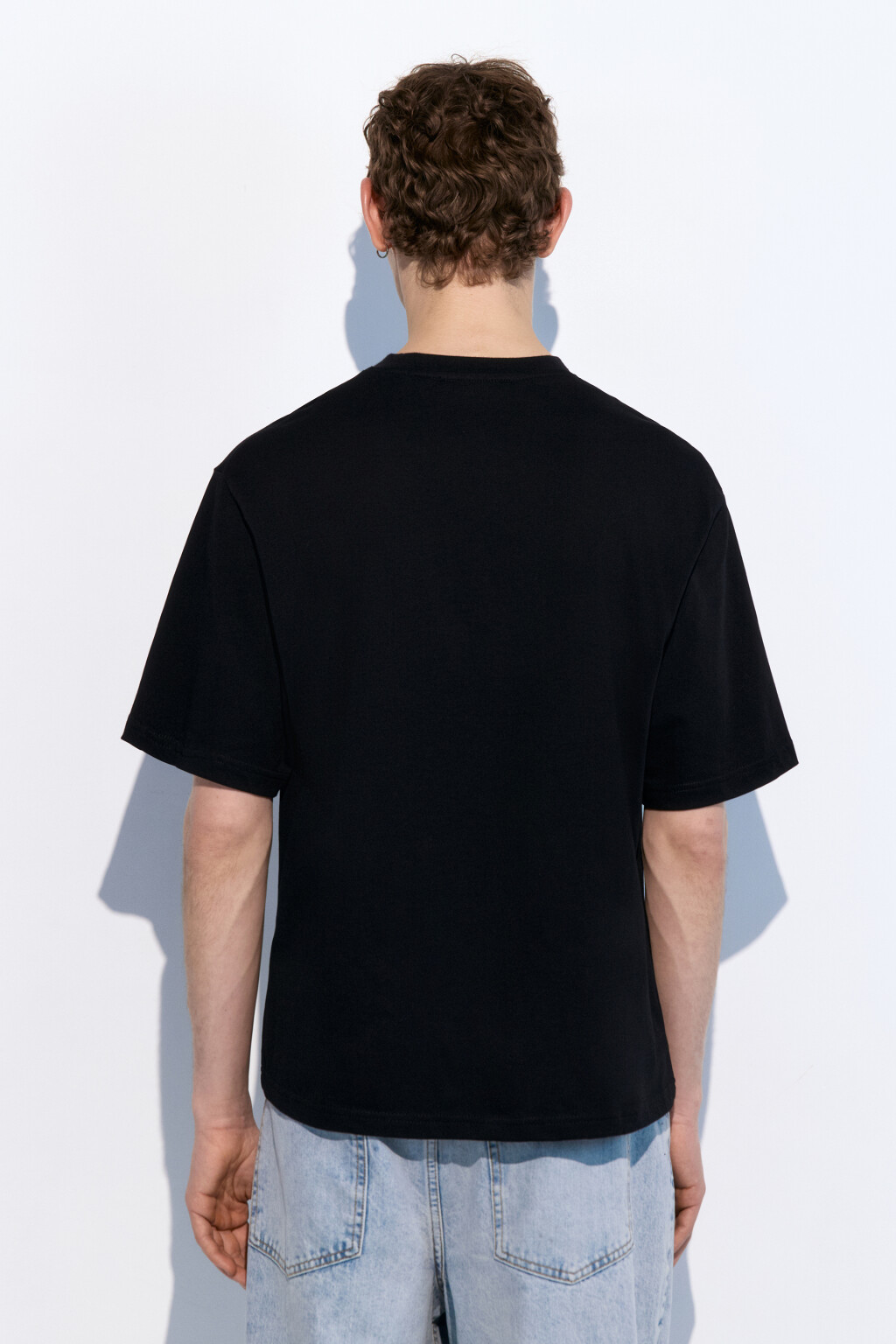 Футболка oversize базовая - цвет черный - 4