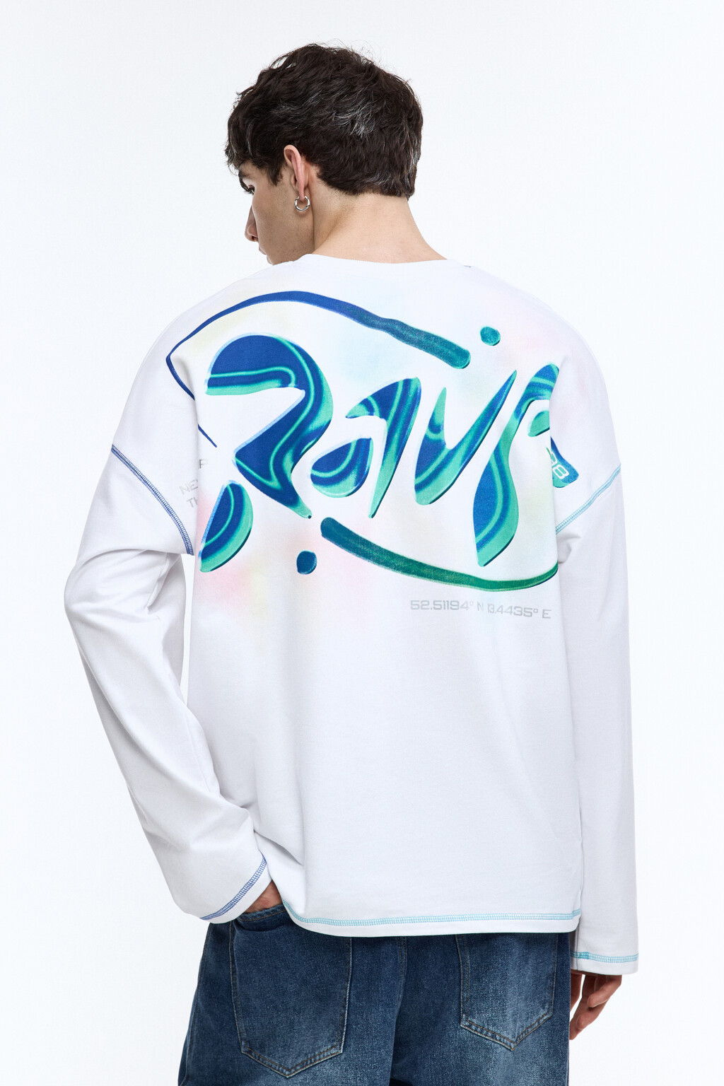 Лонгслив oversize с принтом-абстракцией - цвет белый - 5