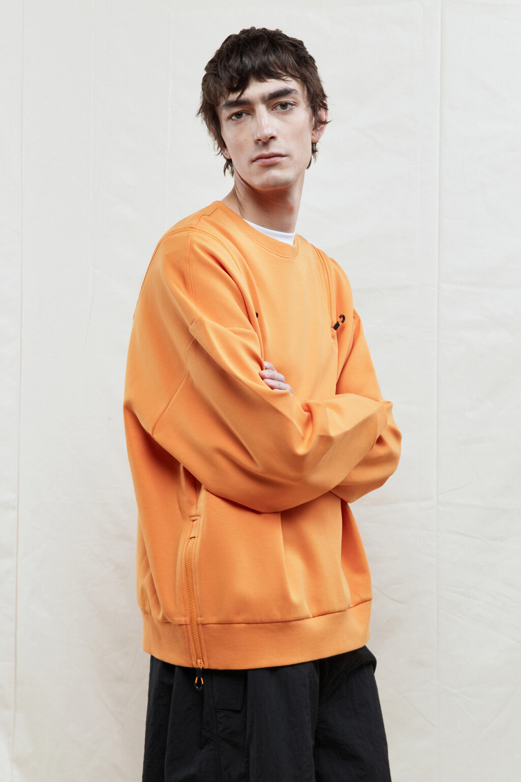 Свитшот oversize с молниями на плечах - цвет оранжевый - 3