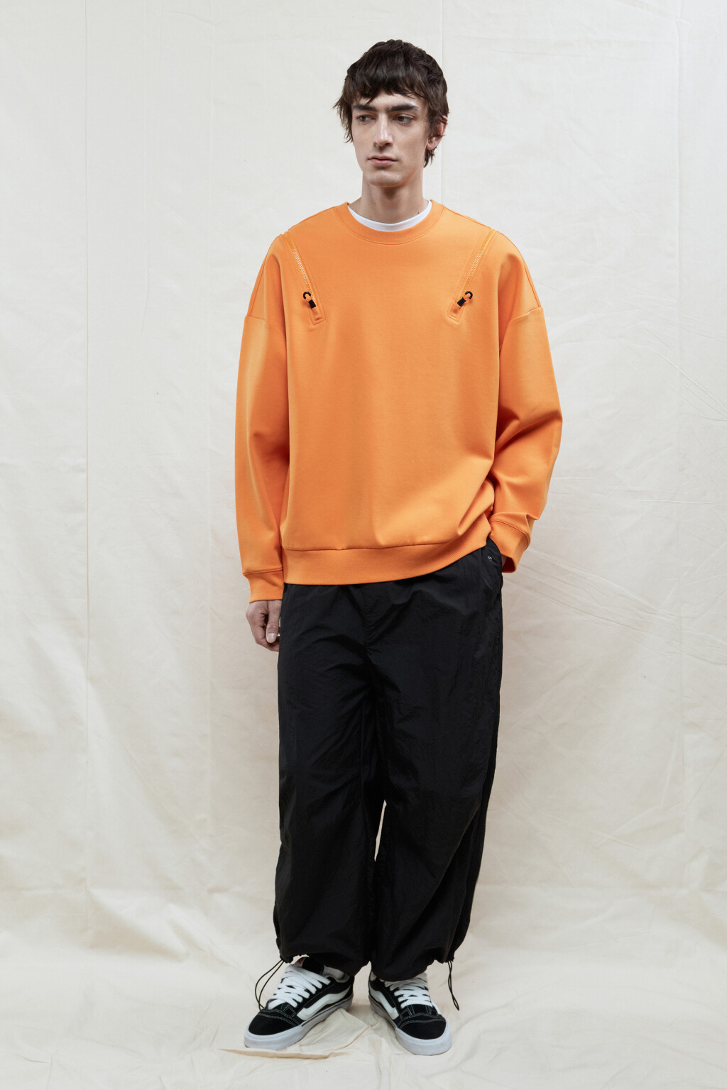 Свитшот oversize с молниями на плечах - цвет оранжевый - 5