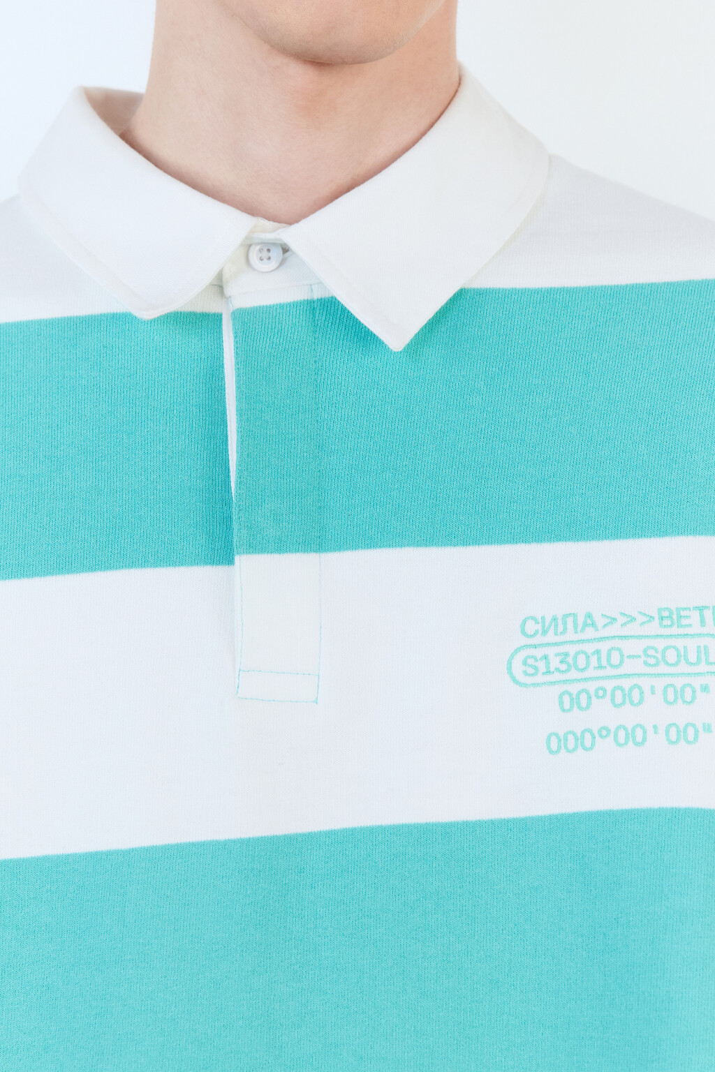 Свитшот в полоску с надписью на груди - цвет белый - 7