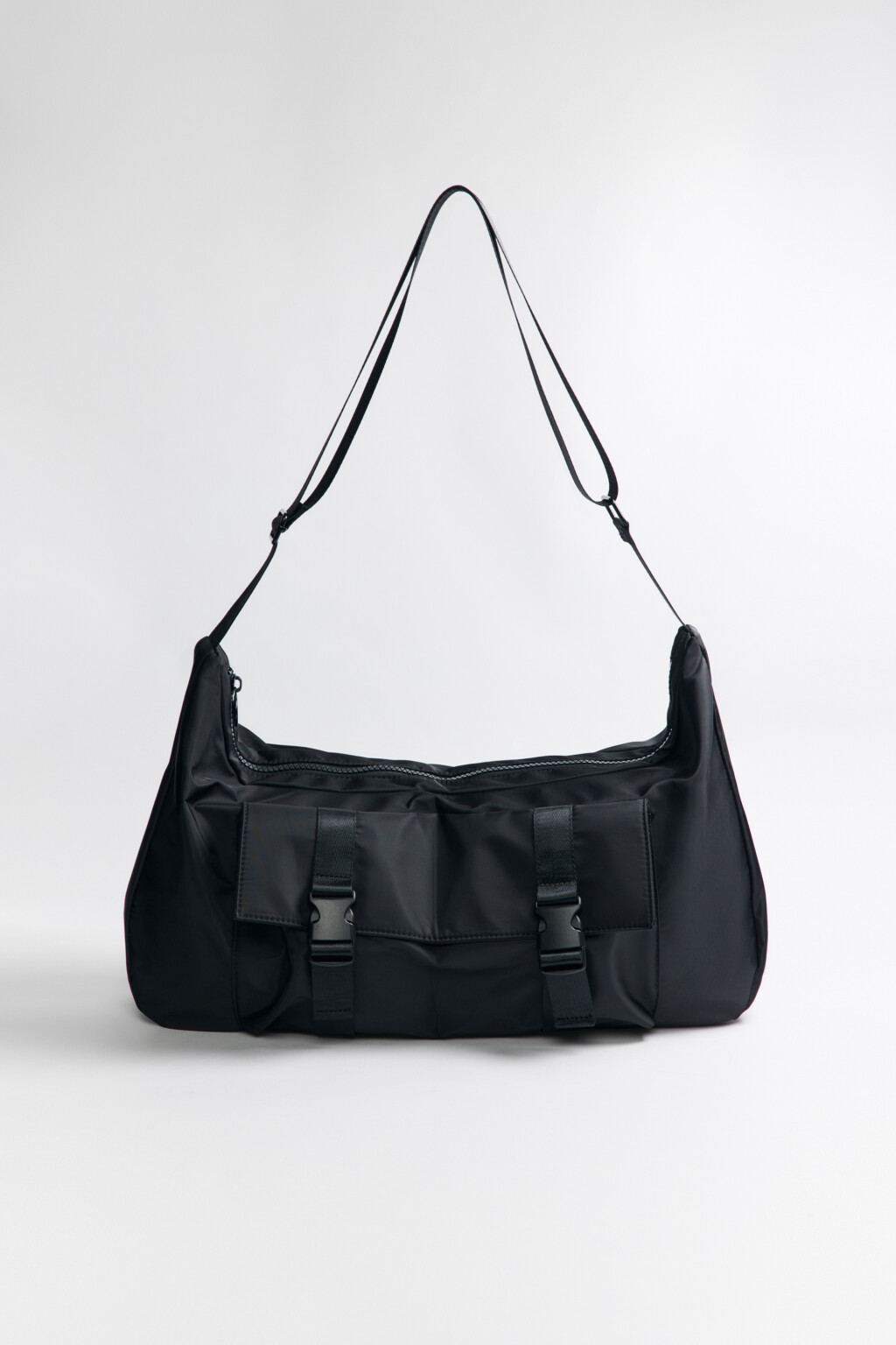 Сумка спортивная с наружными карманами - цвет черный - 1