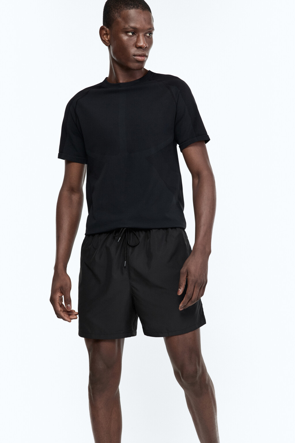 Шорты спортивные с поясом на завязках - цвет черный - 1