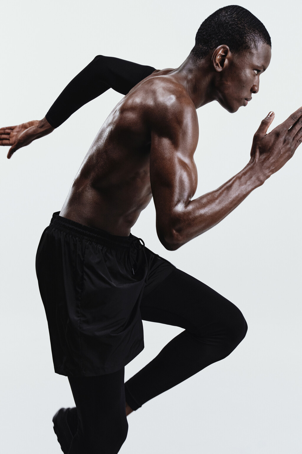 Шорты спортивные с поясом на завязках - цвет черный - 9