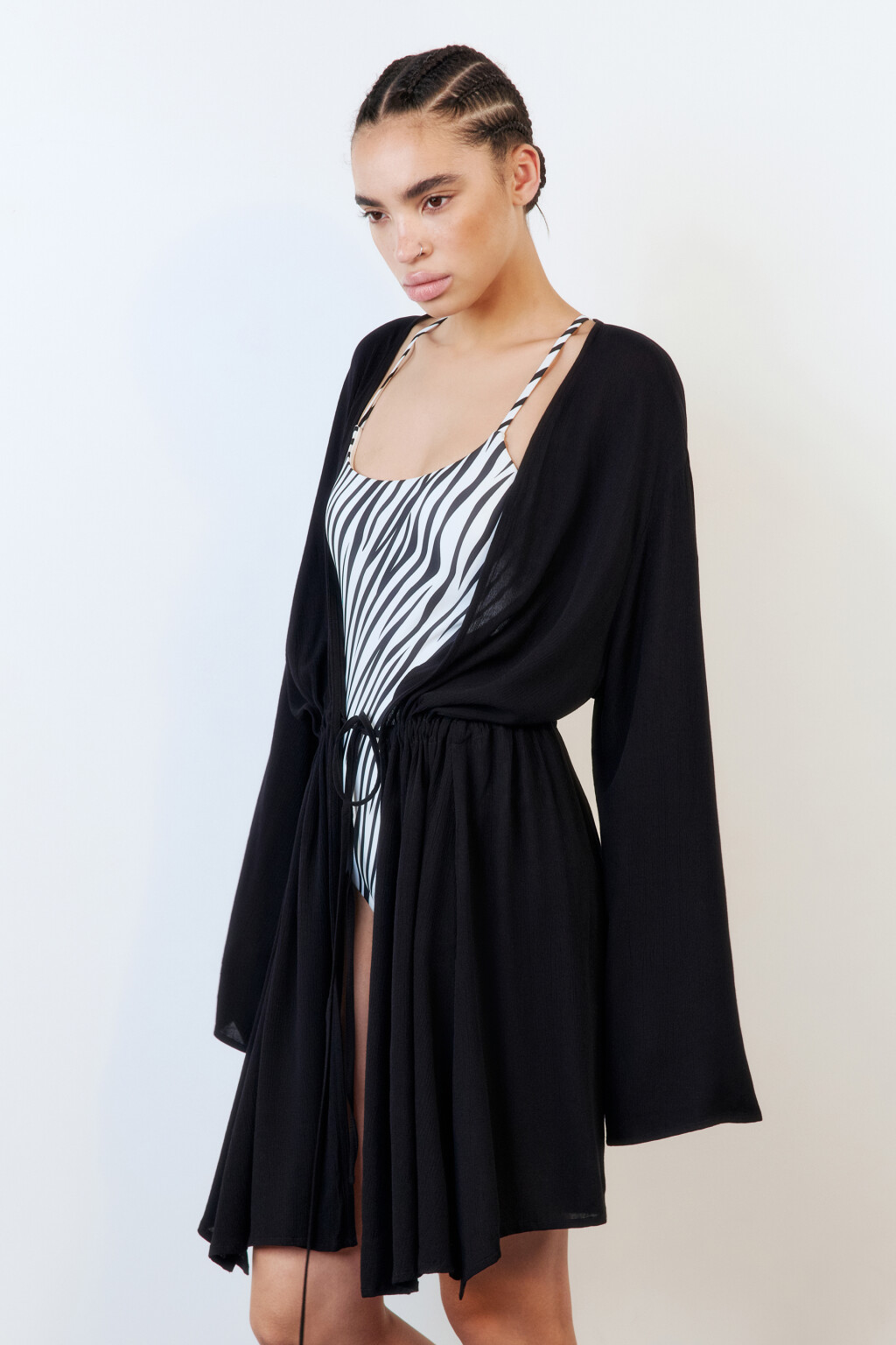 Туника пляжная вискозная с длинными рукавами - цвет черный - 4