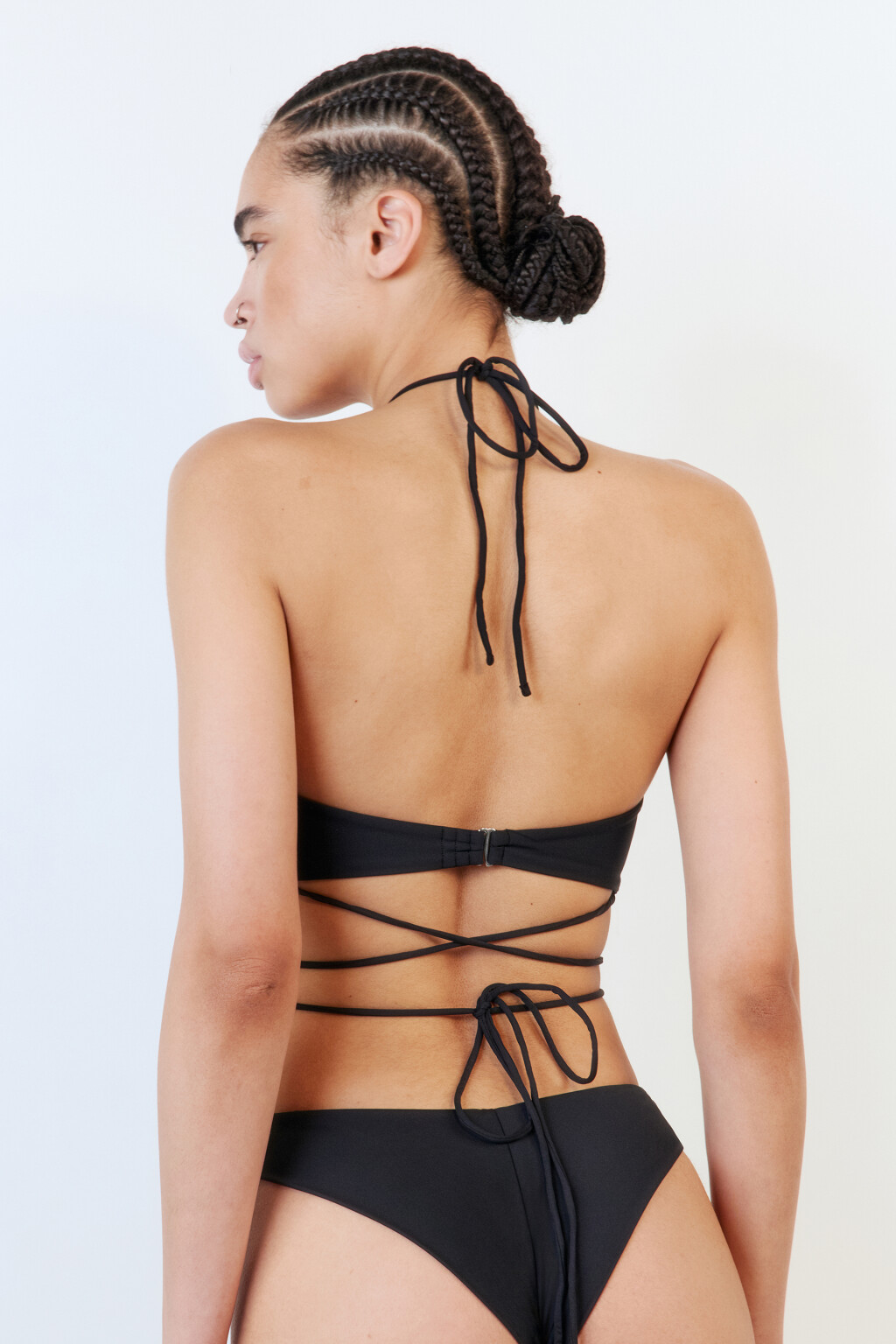 Лиф-бандо купальный с завязками на талии - цвет черный - 4