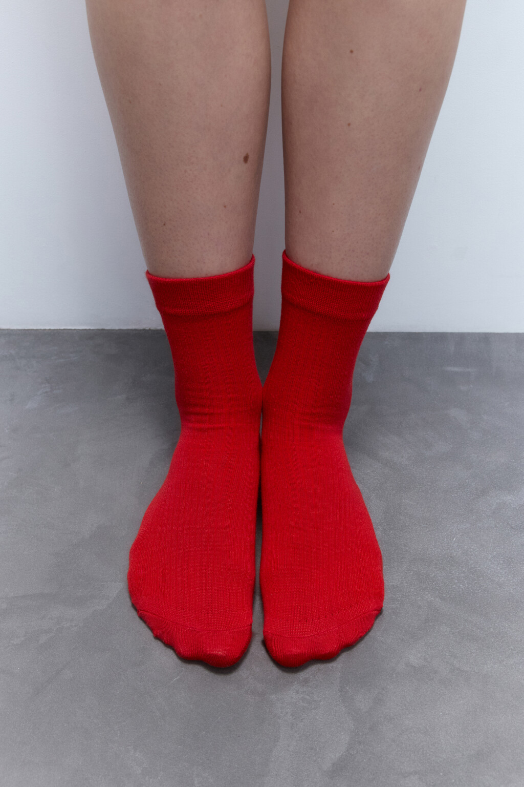 Носки высокие вискозные в рубчик - цвет красный - 6