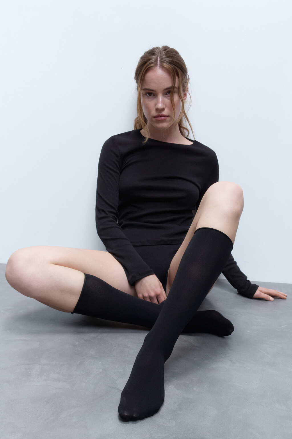 Гольфы ниже колена в рубчик - цвет черный - 1