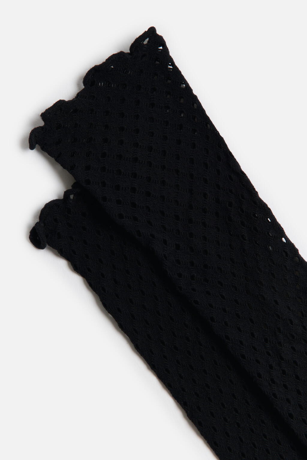 Гольфы короткие ажурные с оборками - цвет черный - 2