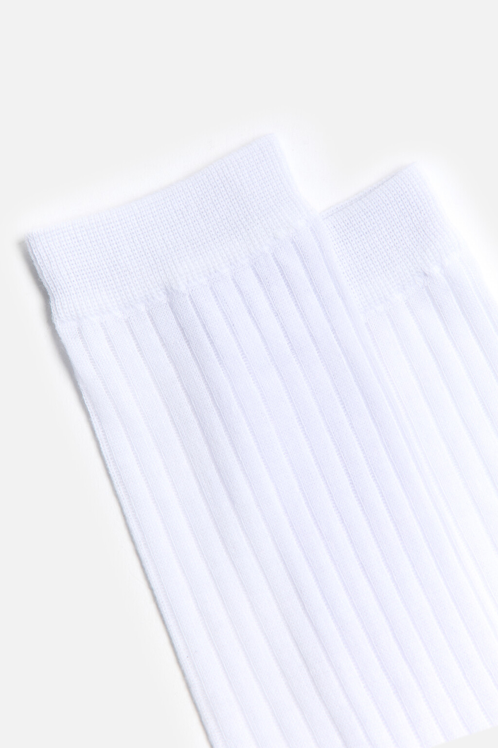 Носки высокие однотонные в рубчик - цвет белый - 2