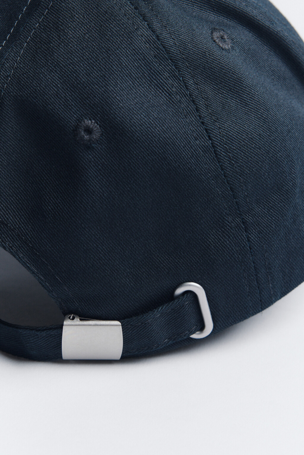 Бейсболка с металлическим пирсингом - цвет черный - 4