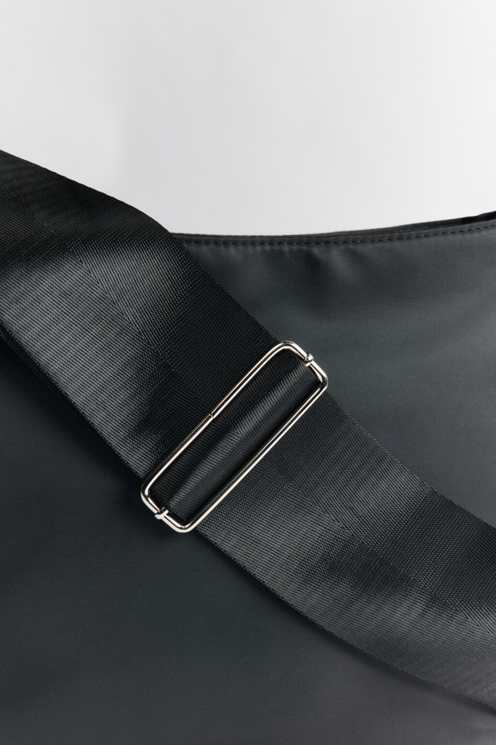 Сумка на плечо текстильная - цвет черный - 4