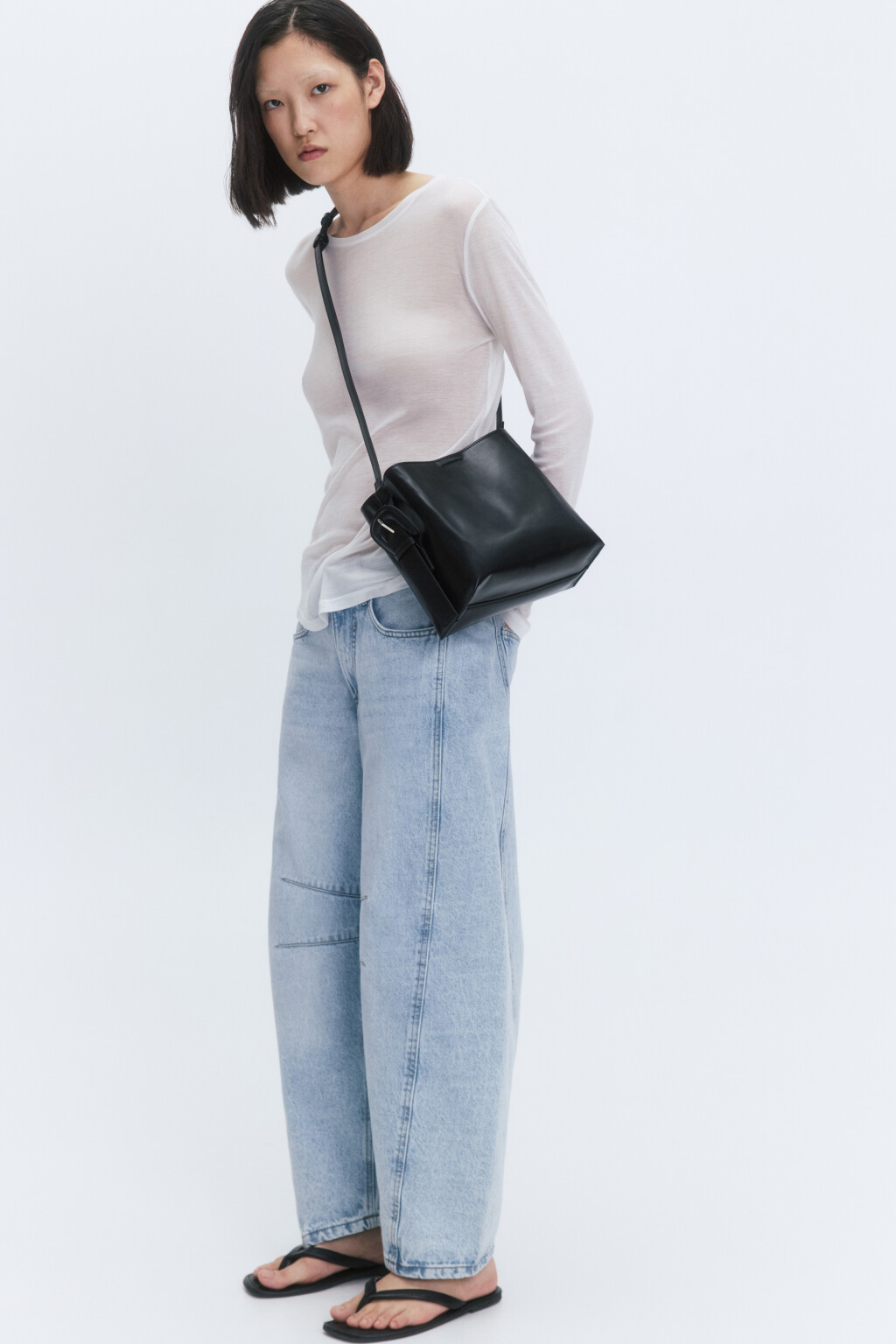 Сумка прямоугольная с ручкой и ремнем - цвет черный - 8