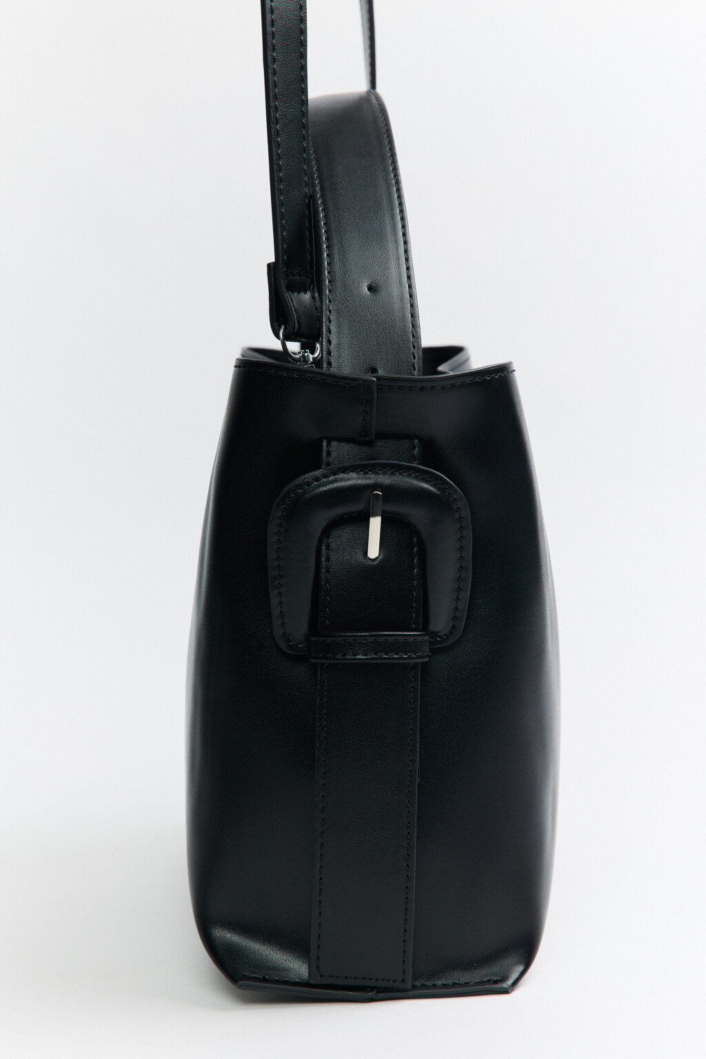 Сумка прямоугольная с ручкой и ремнем - цвет черный - 3