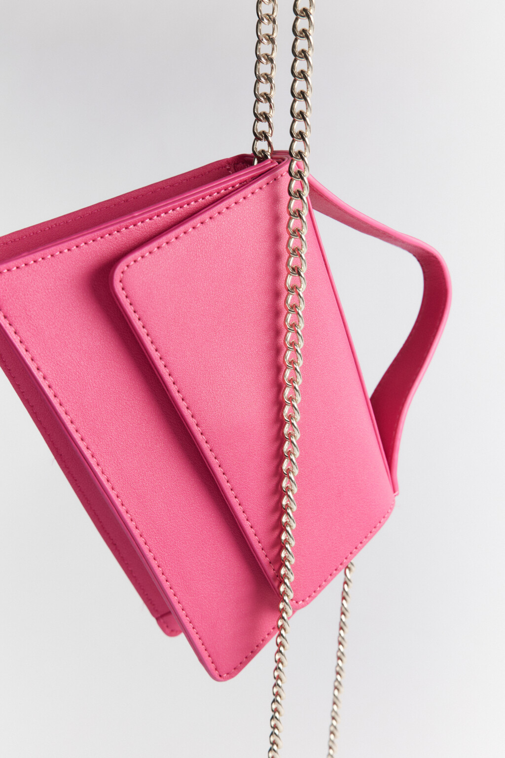 Сумка-кроссбоди асимметричная на цепочке - цвет розовый - 5