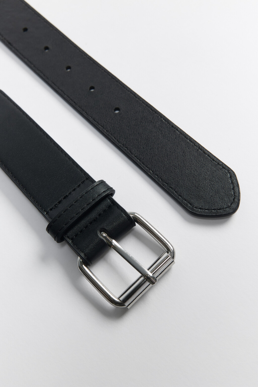 Ремень с металлической вставкой-цепочкой - цвет черный - 2