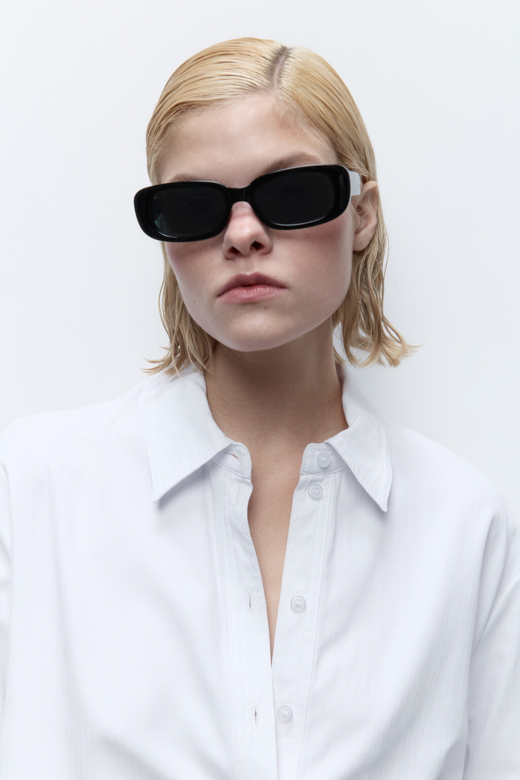 Очки солнцезащитные узкие - цвет черный - 2