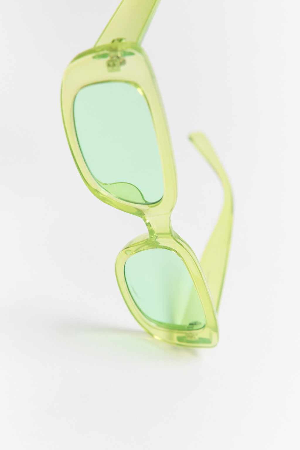 Очки солнцезащитные в полупрозрачной оправе - цвет желтый - 3