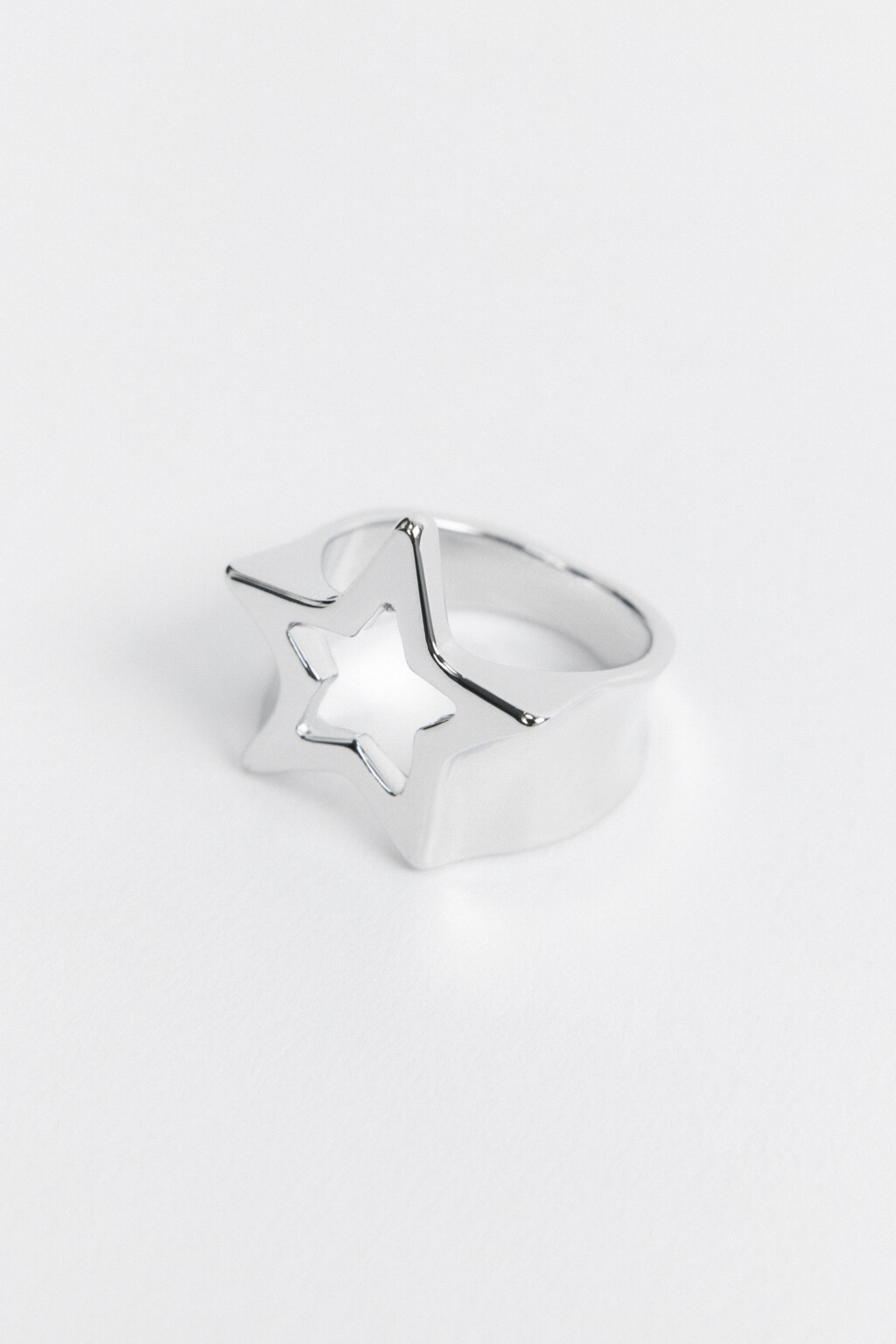 кольцо женское - цвет серый - 3