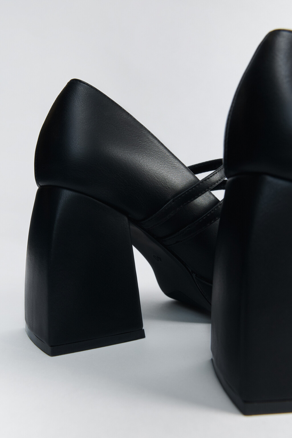 Туфли мэри джейн на высоком каблуке - цвет черный - 6
