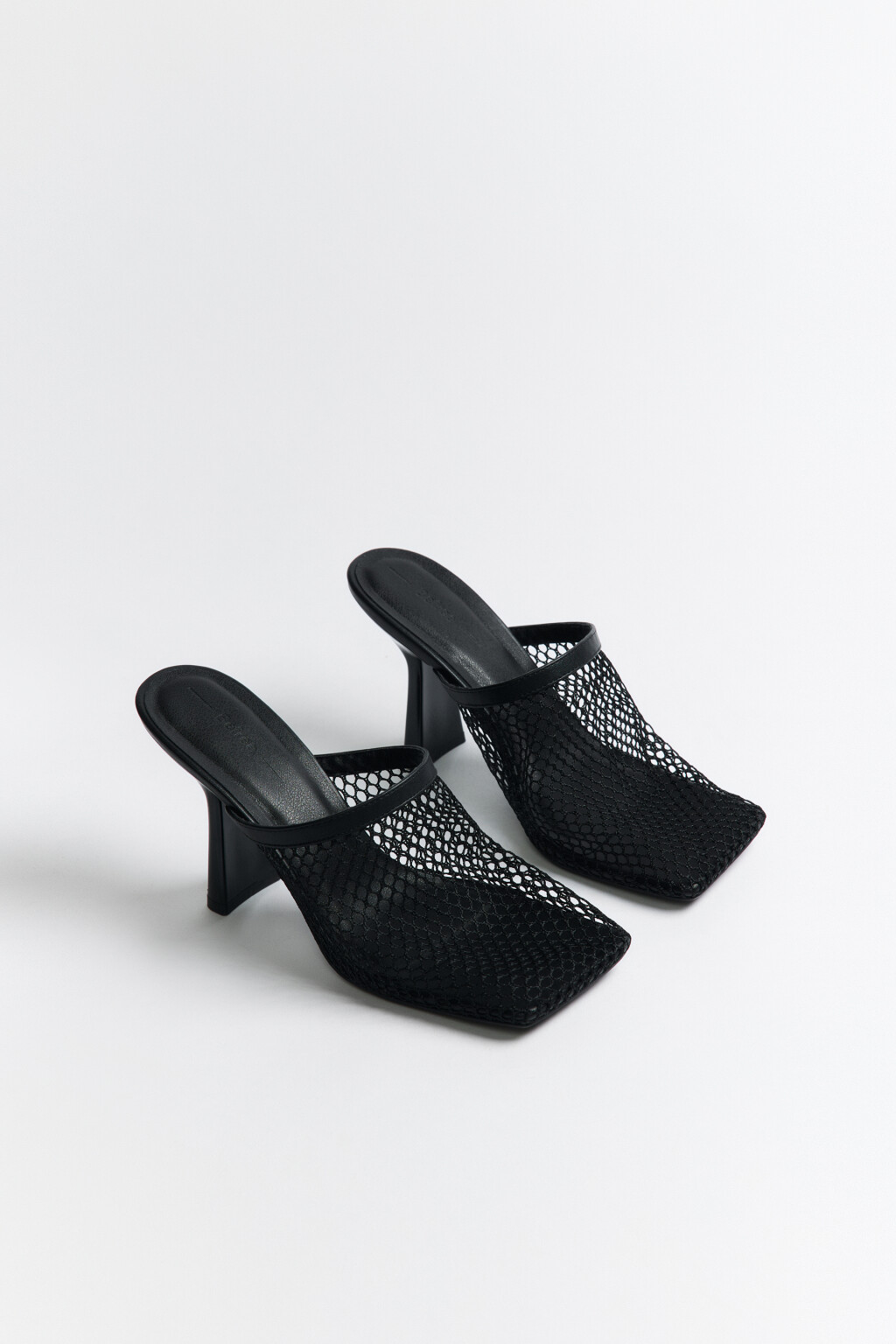 Сабо на каблуке с верхом из сетки - цвет черный - 3