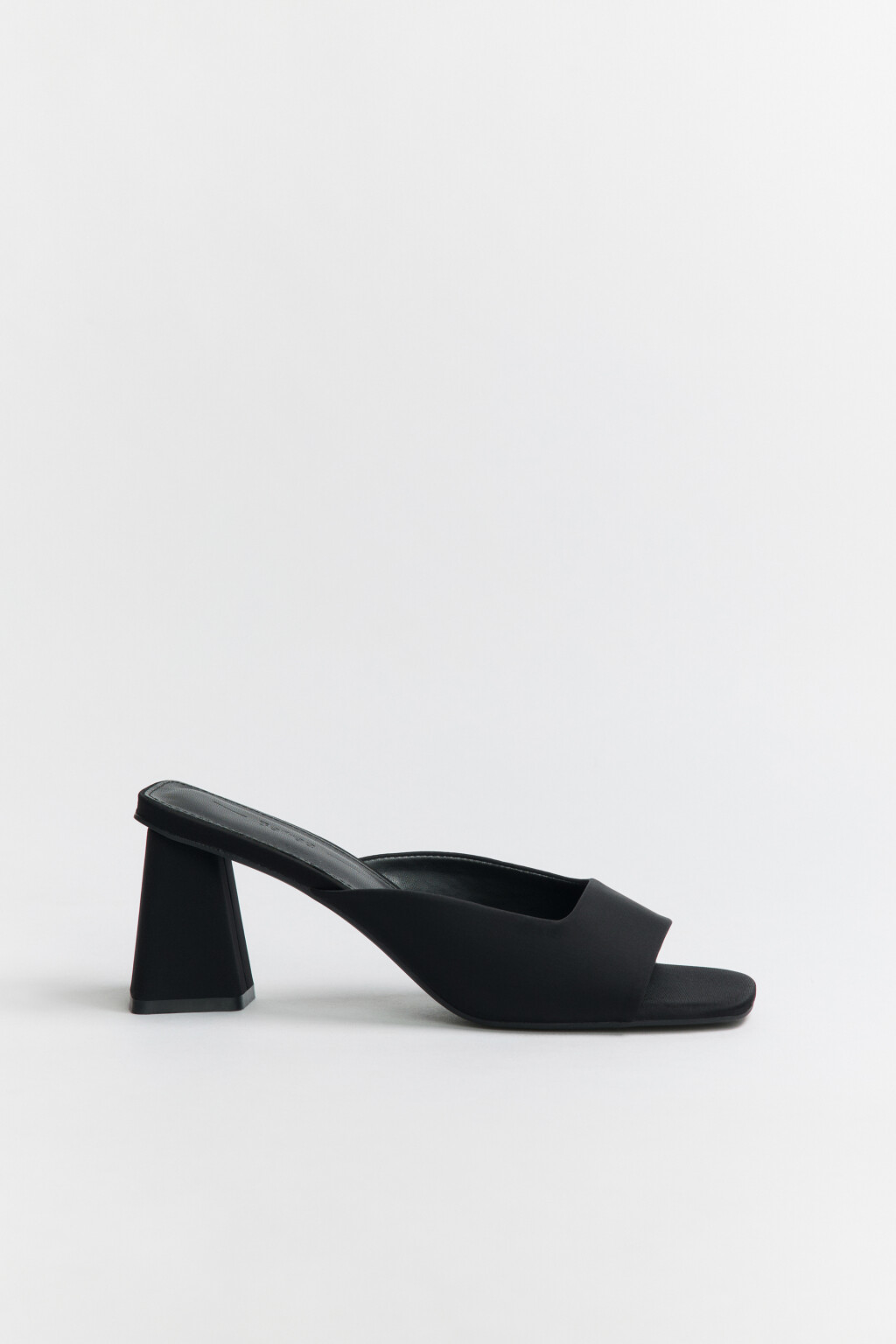 Мюли из текстиля на устойчивом каблуке - цвет черный - 1