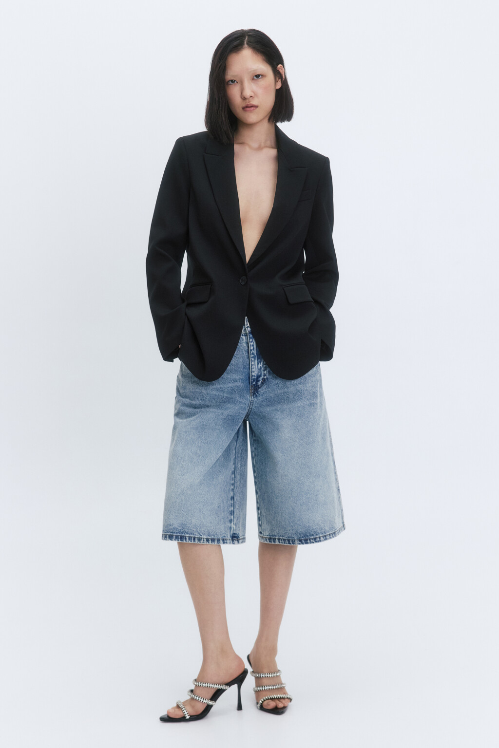 Мюли с ремешками и стразами на каблуке - цвет черный - 11