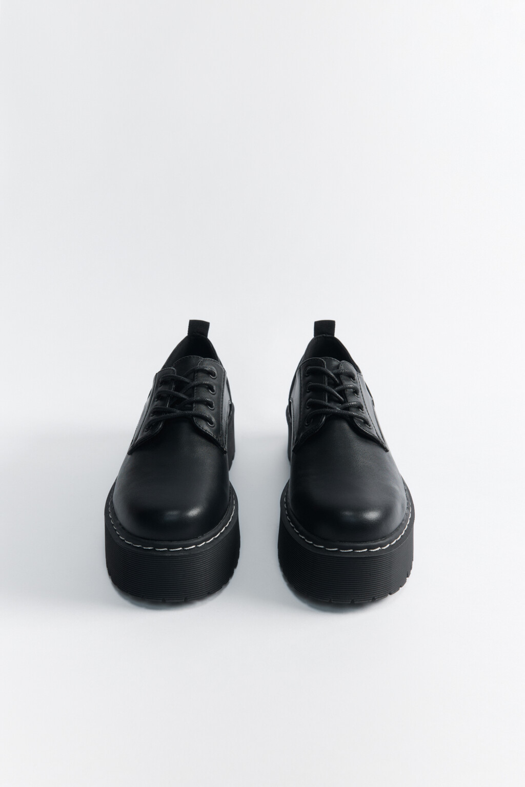 Ботинки-дерби на массивной платформе - цвет черный - 2