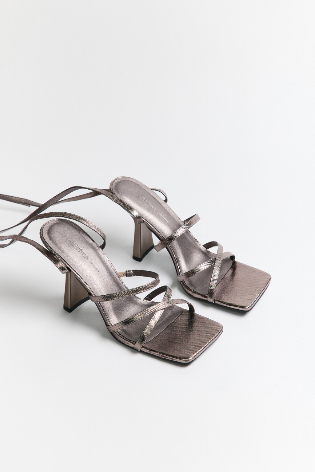 Босоножки из денима с бронзовым накатом - цвет коричневый - 3