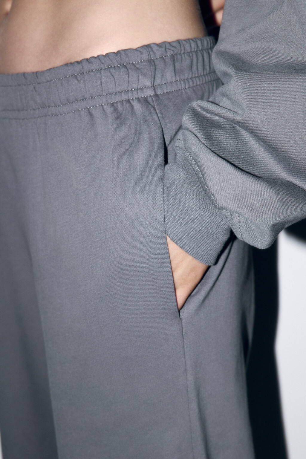 Брюки-джоггеры базовые из футера - цвет серый - 7
