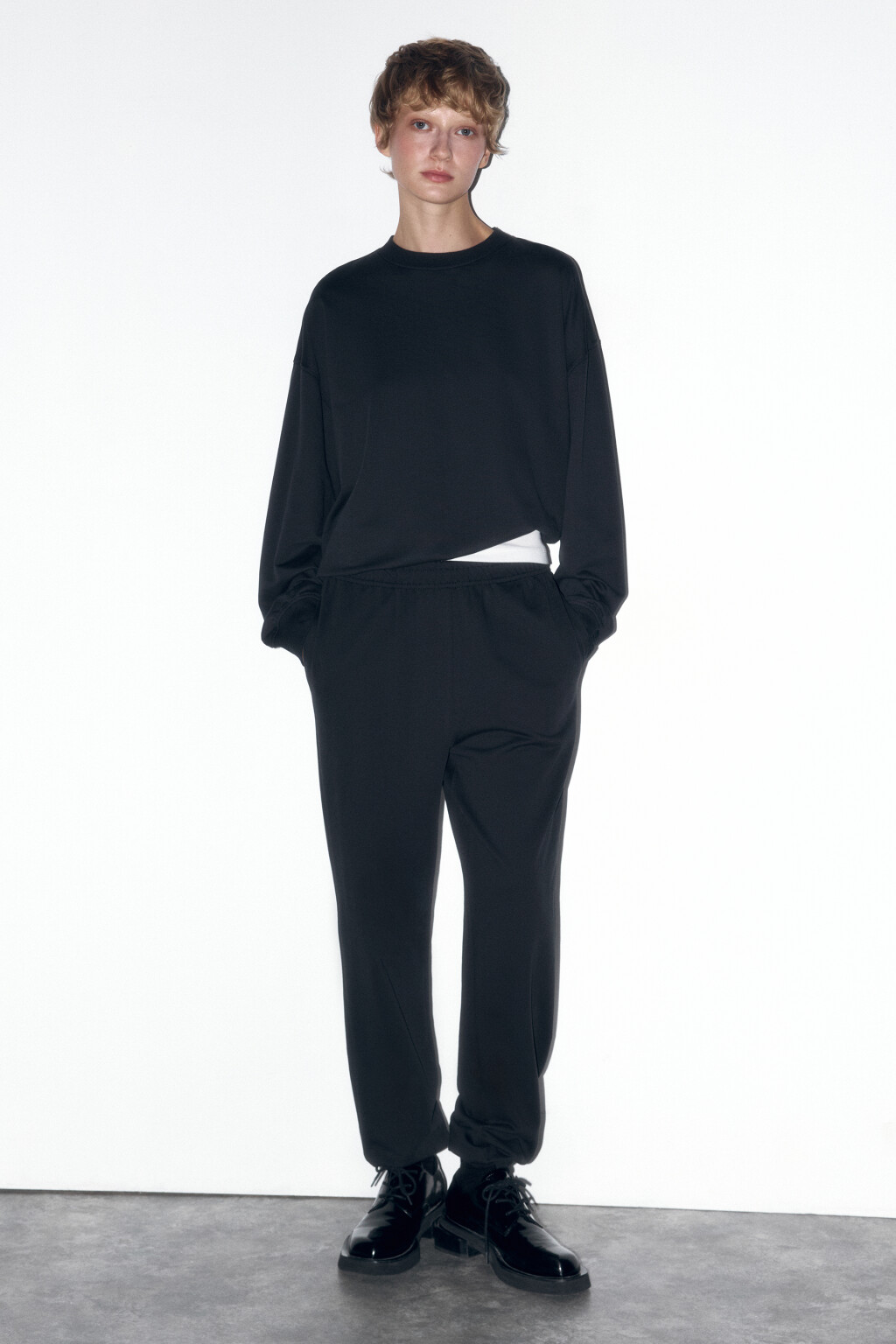 Брюки-джоггеры базовые из футера - цвет черный - 5