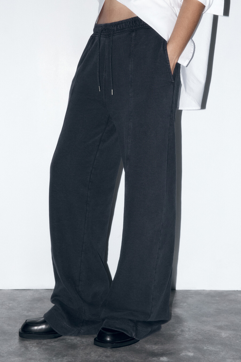 Брюки широкие трикотажные с вареным эффектом - цвет серый - 3