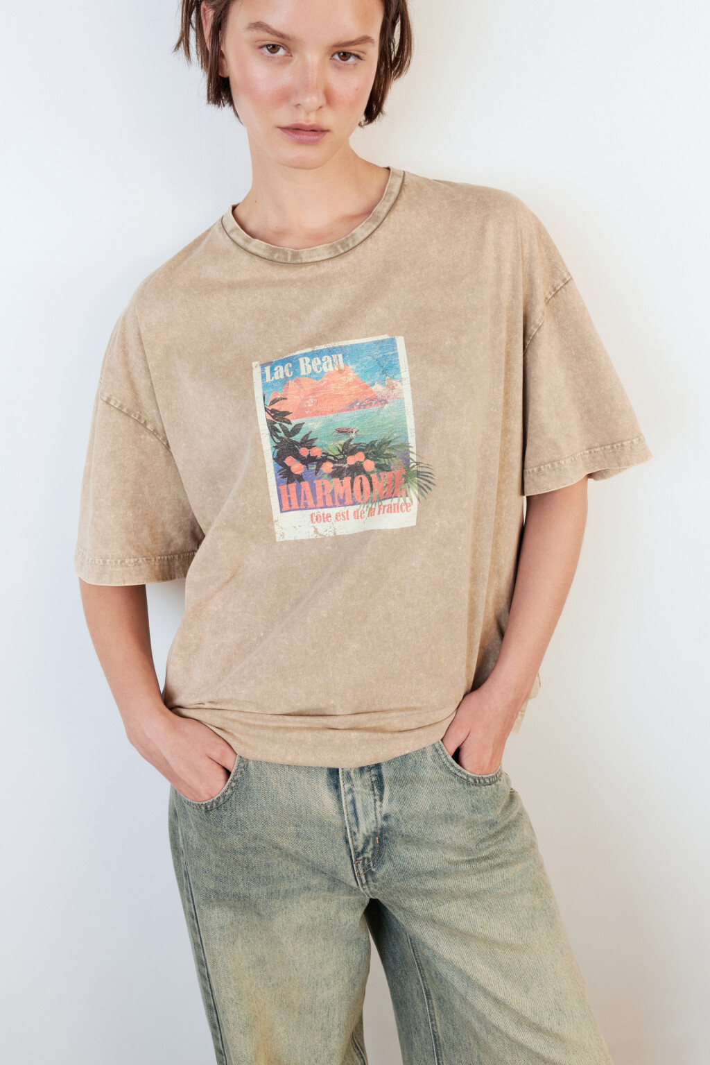 Футболка oversize с вареным эффектом и принтом - цвет бежевый - 1