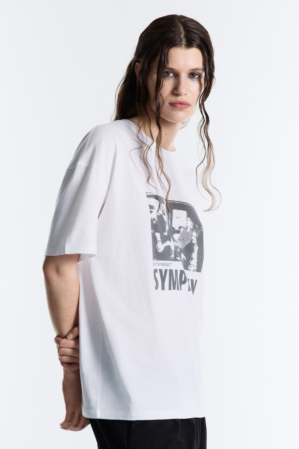 Футболка прямая хлопковая с принтом - цвет белый - 1