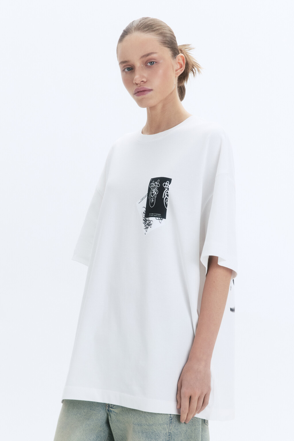 Футболка унисекс с принтом и надписями - цвет белый - 2