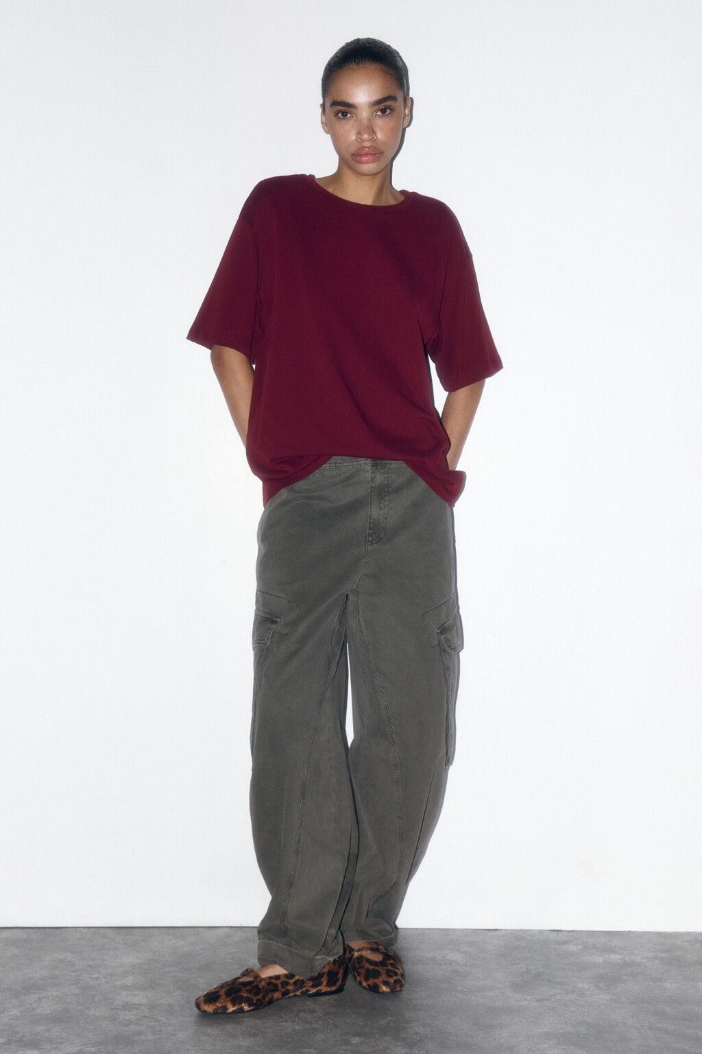 Футболка oversize из плотного трикотажа - цвет бордовый - 5