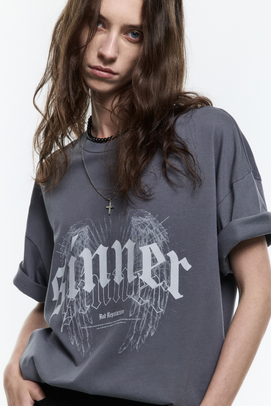 Футболка хлопковая с принтом в стиле гранж - цвет серый - 1
